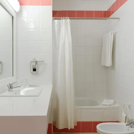 3hb Clube Humbria Албуфейра