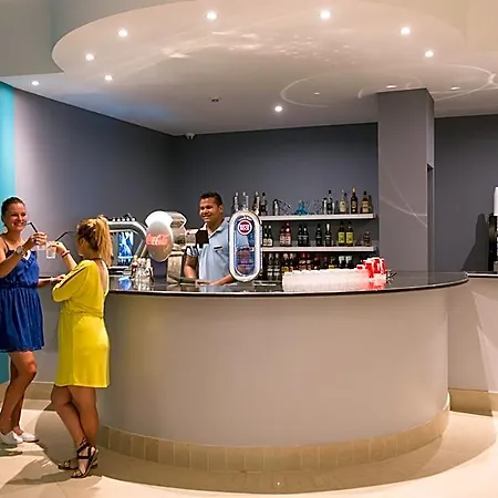 Aparthotel 3hb Clube Humbria 4*