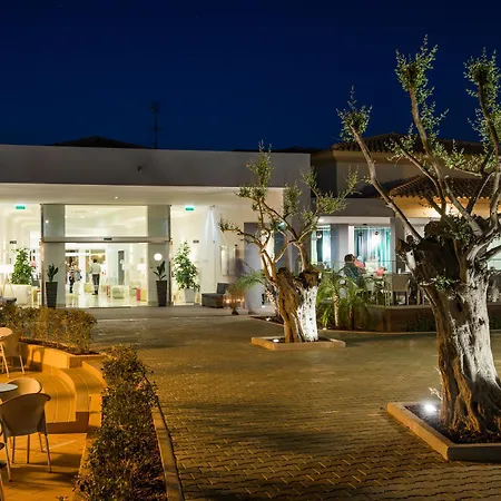 Apart Otel 3hb Clube Humbria 4*