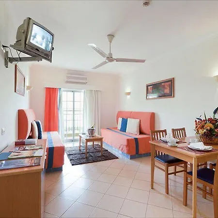 3hb Clube Humbria Lägenhetshotell